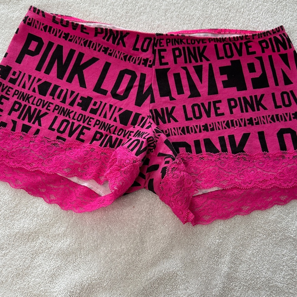 PINK Victoria's Secret Magenta Love Print Panties